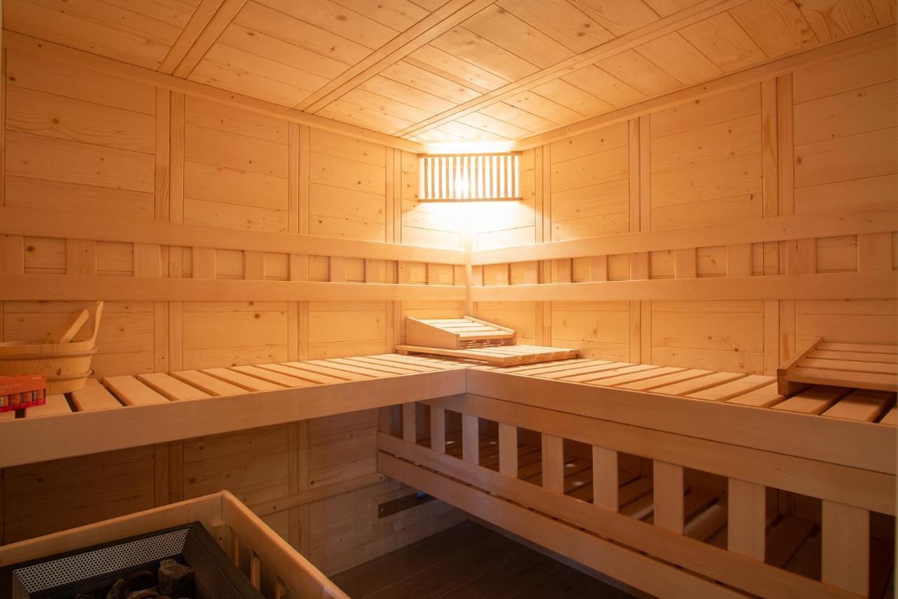 Perla Nera Heated Pool & Sauna Stan Trigraci 外观 照片